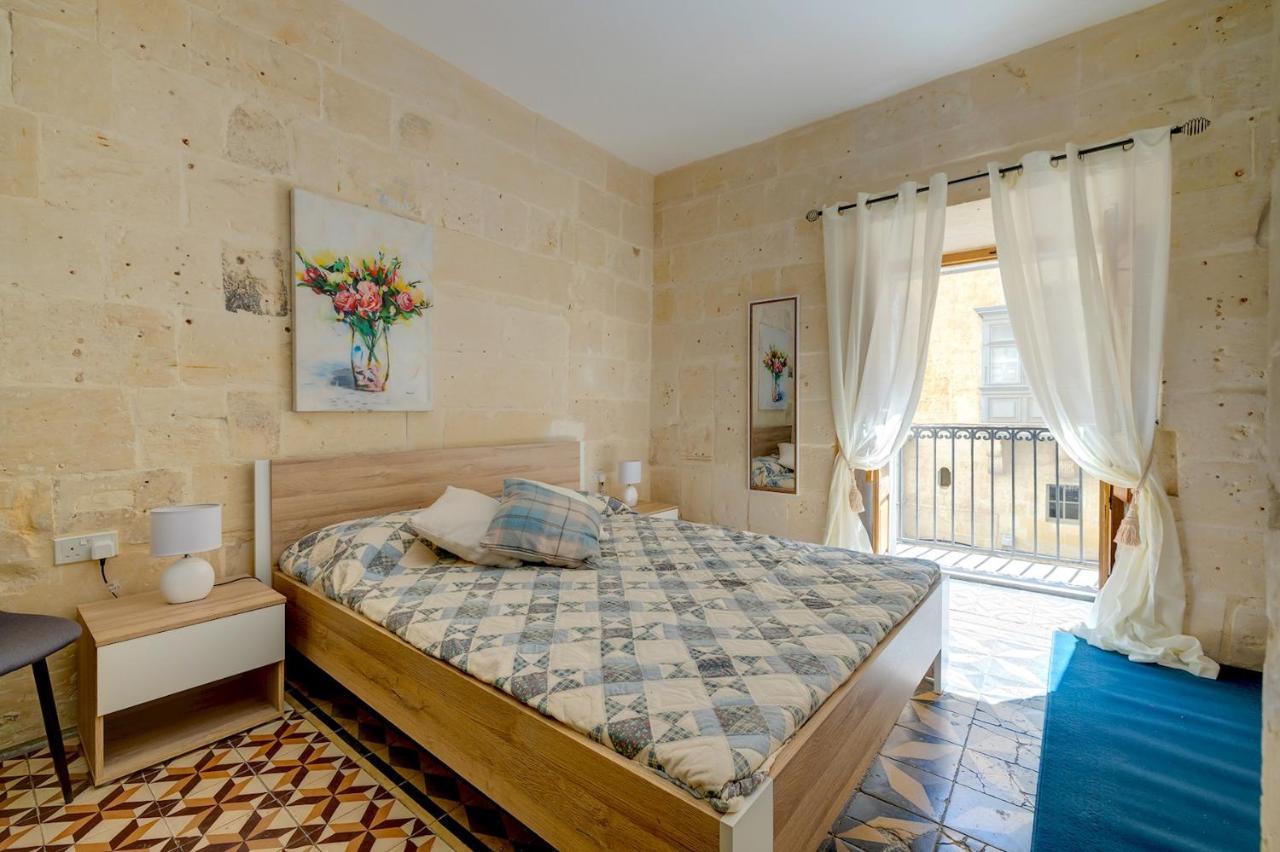 Central&Cosy 2BR Apartment in La Valletta Esterno foto