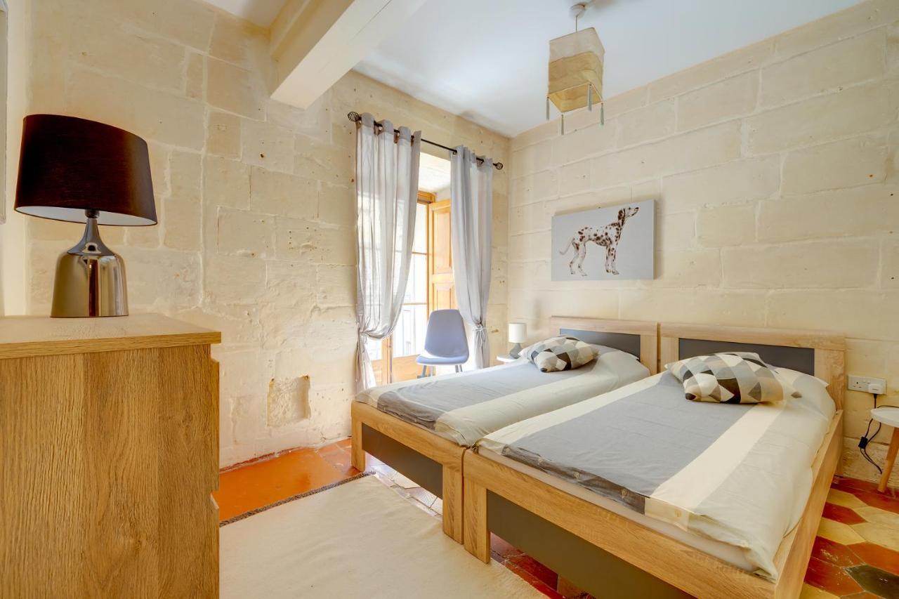 Central&Cosy 2BR Apartment in La Valletta Esterno foto