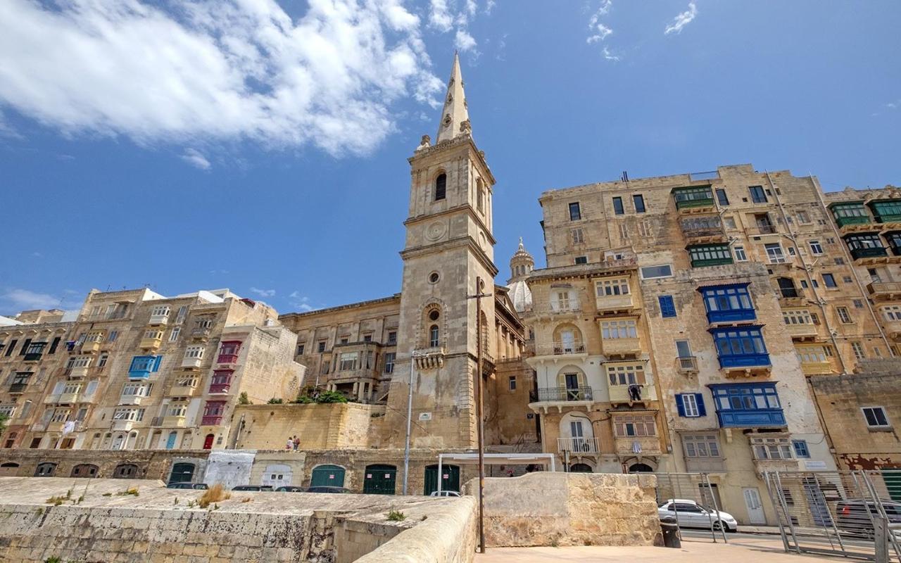 Central&Cosy 2BR Apartment in La Valletta Esterno foto